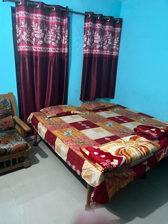 Shri Gamya Guest House 우자인 외부 사진
